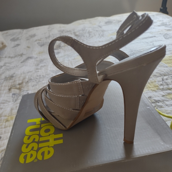 Heels - Picture 2 of 2